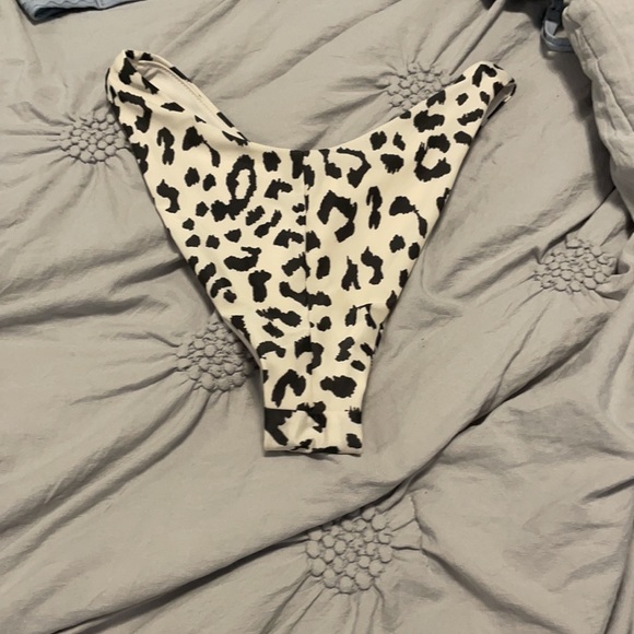 Aerie Bathing suit - Picture 2 of 3